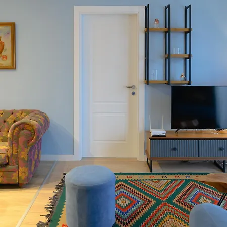 Cityscape * 地拉那